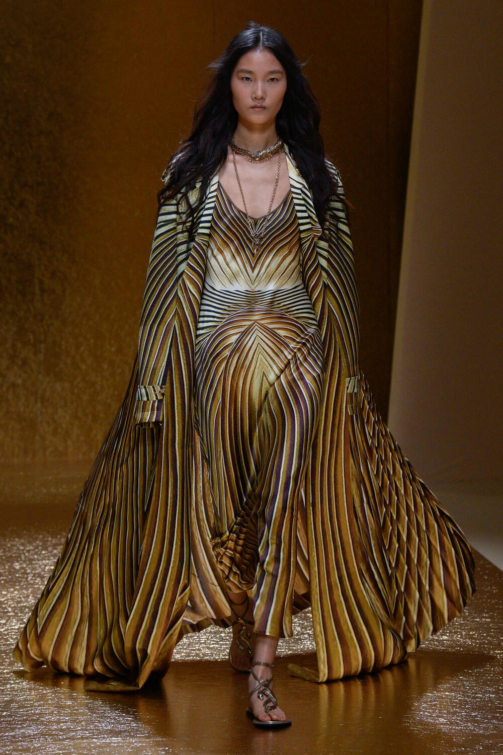 ROBERTO CAVALLI WOMEN SS 2026 - Foto #24