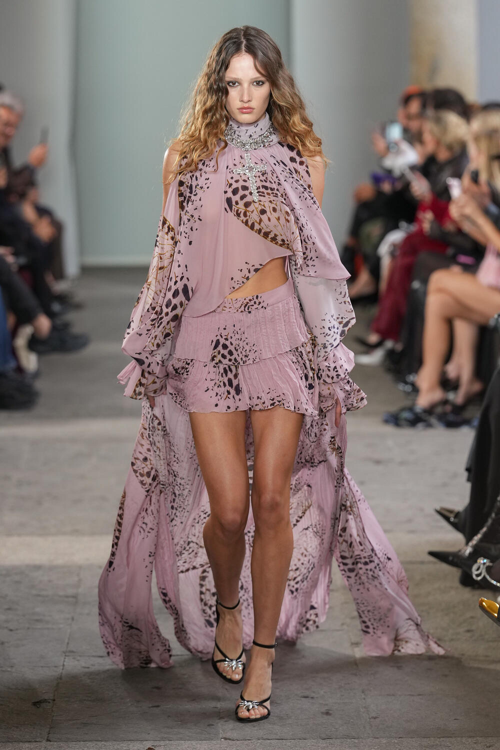 BLUMARINE WOMEN SS 2026 - Foto #3