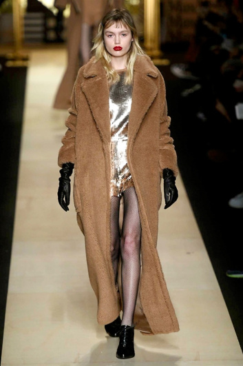 Fotoservizio/FW 2016-2017/WOMEN/MAX MARA/DP2/1