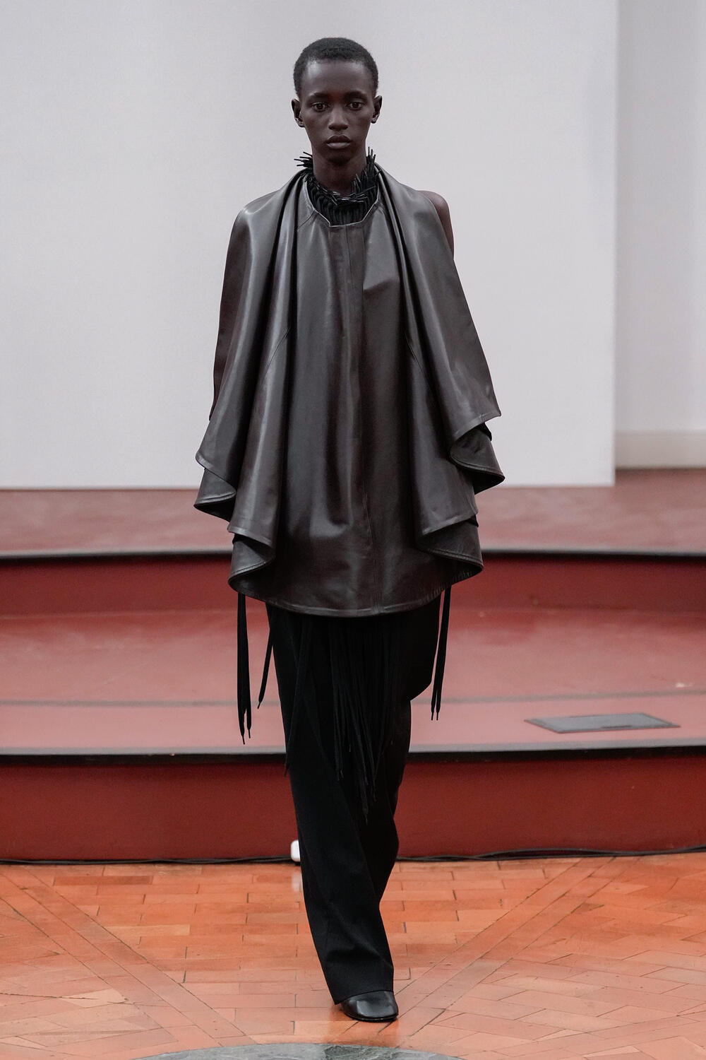 INSTITUTION BY GALIB GASSANOFF WOMEN SS 2026 - Foto #4
