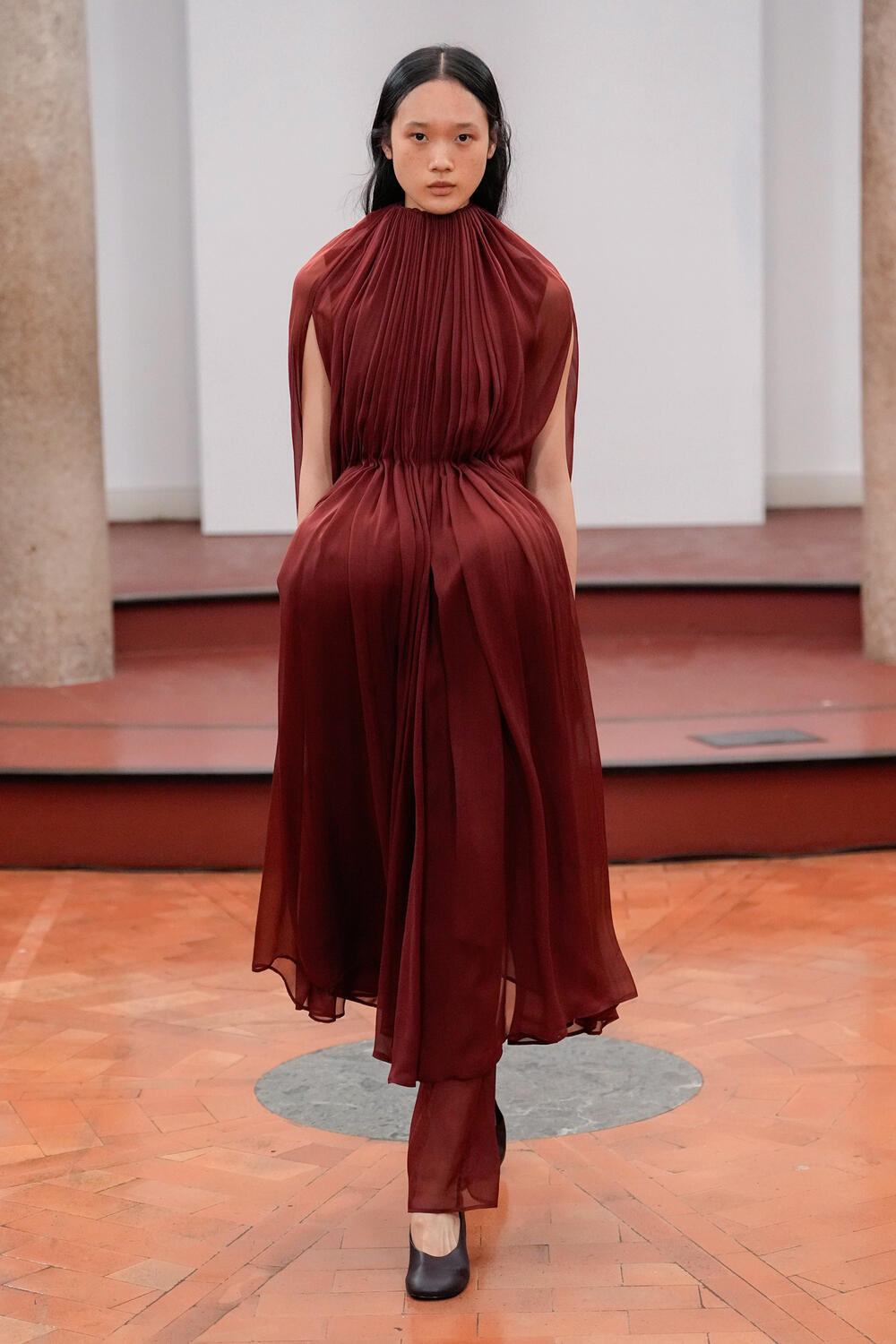 INSTITUTION BY GALIB GASSANOFF WOMEN SS 2026 - Foto #14