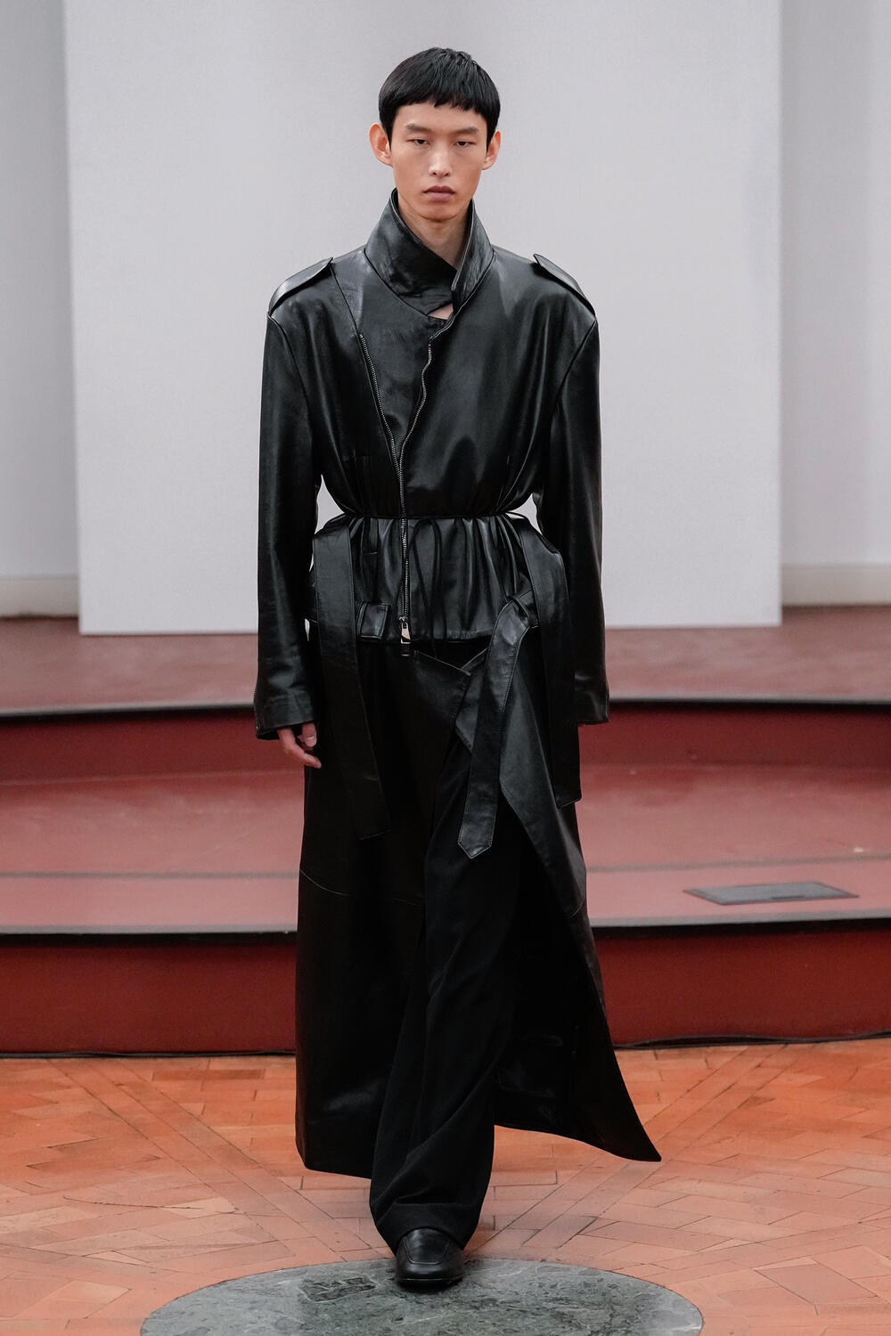 INSTITUTION BY GALIB GASSANOFF WOMEN SS 2026 - Foto #7