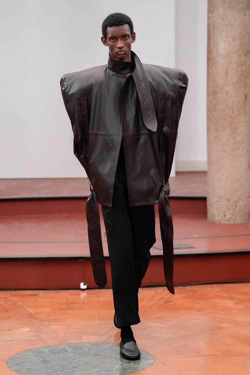 INSTITUTION BY GALIB GASSANOFF WOMEN SS 2026 - Foto #17