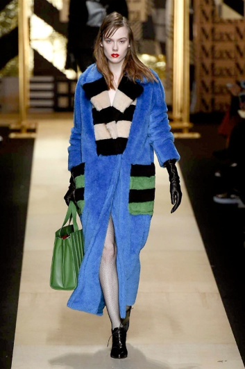 Fotoservizio/FW 2016-2017/WOMEN/MAX MARA/DP2/9