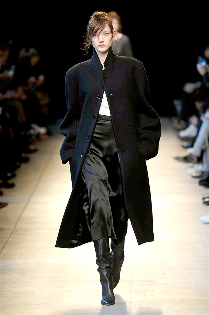 Fotoservizio/FW 2016-2017/WOMEN/COSTUME NATIONAL/DP2/3