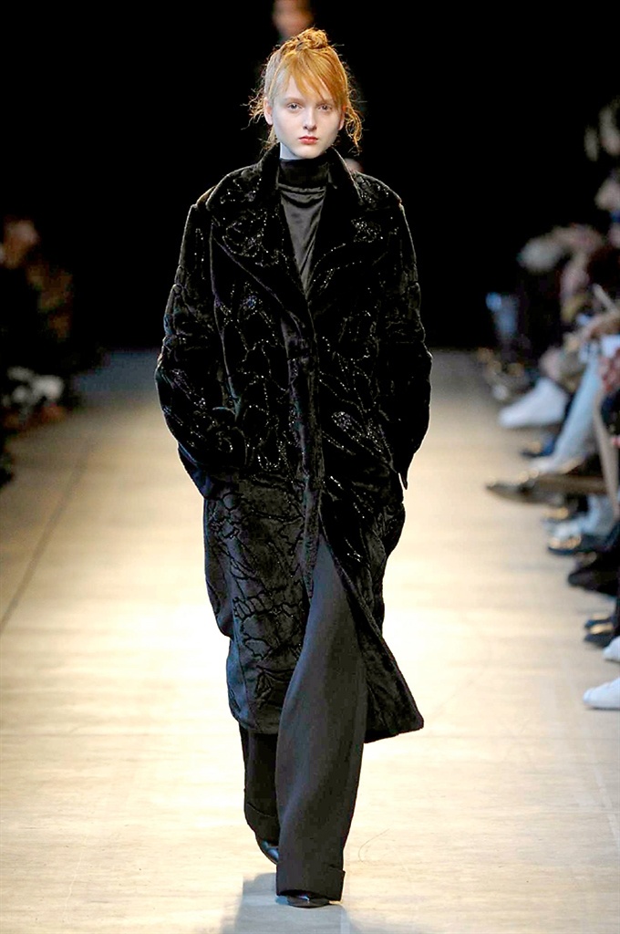 Fotoservizio/FW 2016-2017/WOMEN/COSTUME NATIONAL/DP2/6