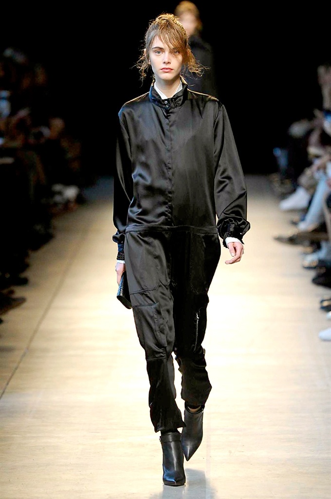 Fotoservizio/FW 2016-2017/WOMEN/COSTUME NATIONAL/DP2/0