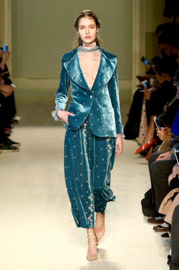 Fotoservizio/FW 2016-2017/WOMEN/LUISA BECCARIA/DP2/1