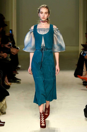 Fotoservizio/FW 2016-2017/WOMEN/LUISA BECCARIA/DP2/1