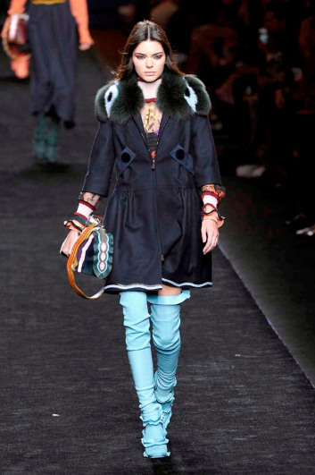 Fotoservizio/FW 2016-2017/WOMEN/FENDI/DP2/0