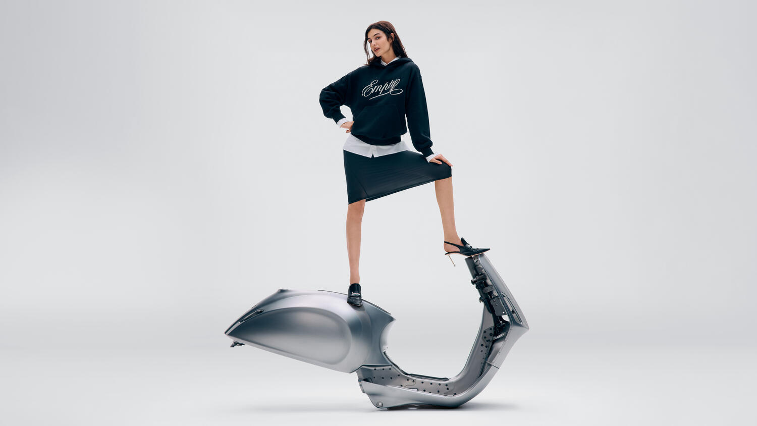 VESPA WOMEN SS 2026 - Foto #5