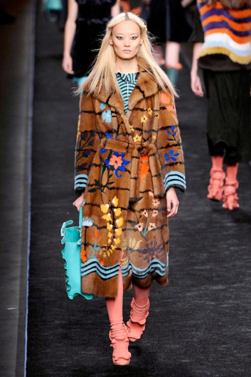 Fotoservizio/FW 2016-2017/WOMEN/FENDI/DP2/8