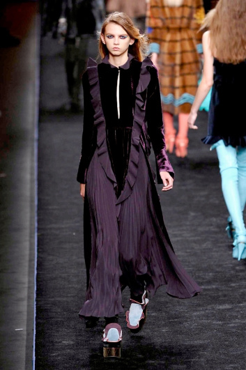 Fotoservizio/FW 2016-2017/WOMEN/FENDI/DP2/2