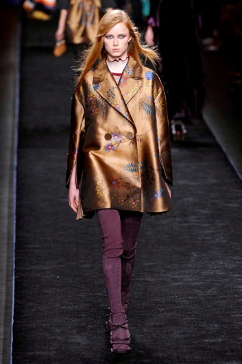 Fotoservizio/FW 2016-2017/WOMEN/FENDI/DP2/5