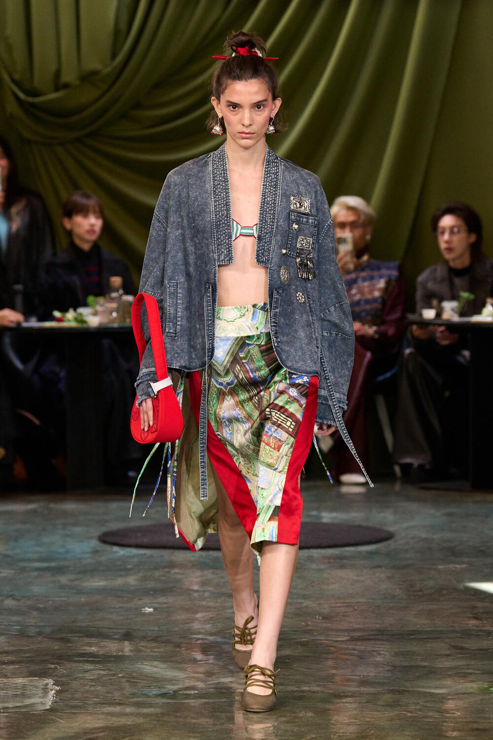 HUI WOMEN SS 2026 - Foto #7