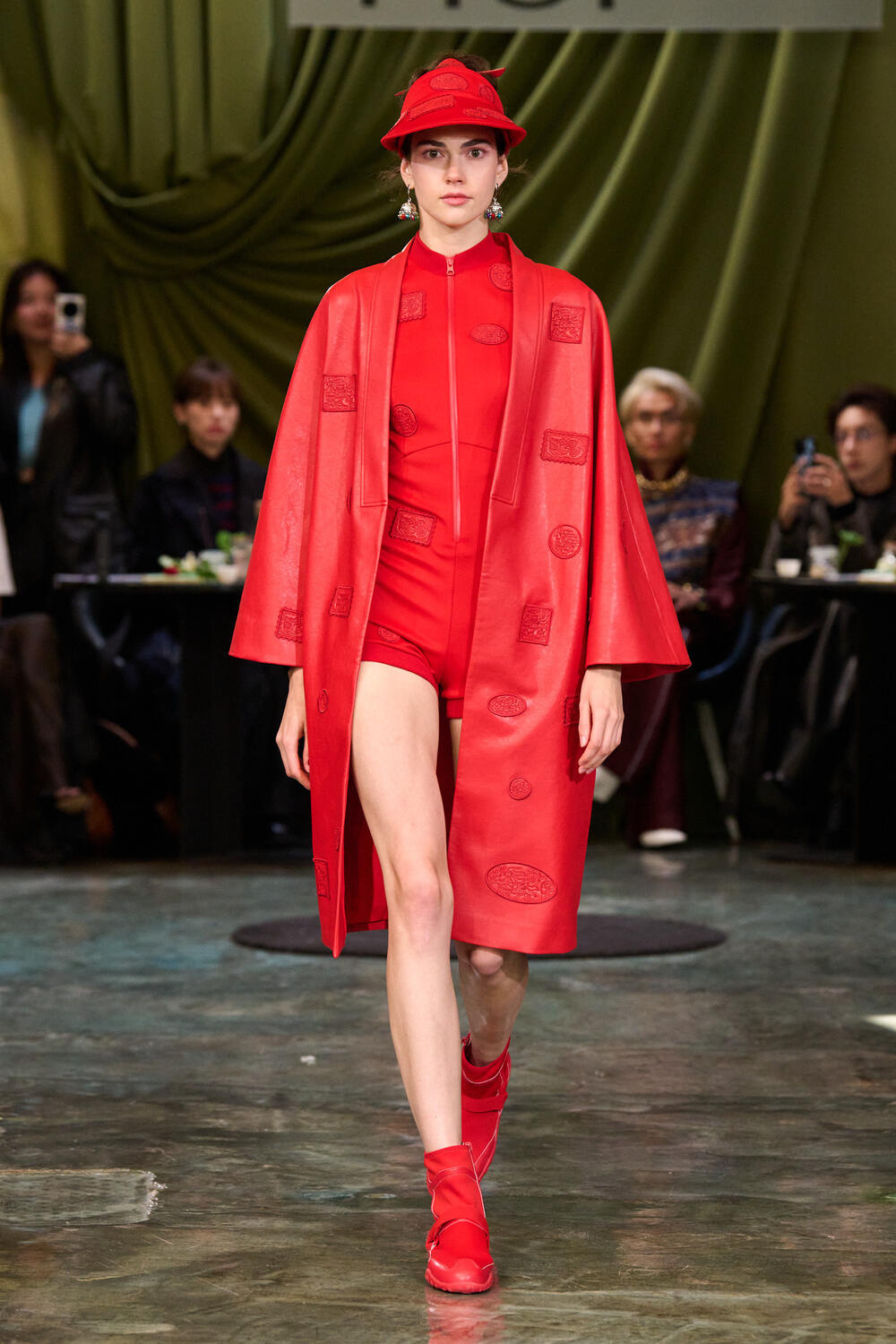 HUI WOMEN SS 2026 - Foto #12