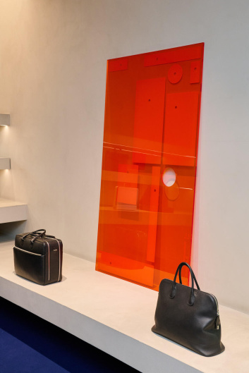 Fotoservizio/SS 2025/DESIGN/EVENTO/VALEXTRA/DP2/3
