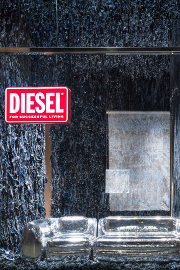 Fotoservizio/SS 2025/DESIGN/EVENTO/DIESEL LIVING/DP2/8