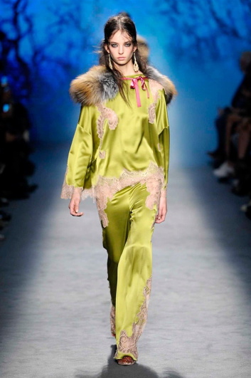 Fotoservizio/FW 2016-2017/WOMEN/ALBERTA FERRETTI/DP2/0