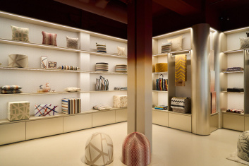 Fotoservizio/SS 2025/DESIGN/EVENTO_CULTURALE/MISSONI/DP2/25