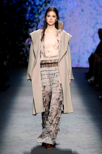Fotoservizio/FW 2016-2017/WOMEN/ALBERTA FERRETTI/DP2/11