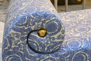 Fotoservizio/SS 2025/DESIGN/EVENTO_CULTURALE/VERSACE HOME/DP2/3