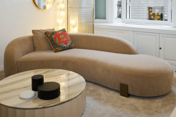 Fotoservizio/SS 2025/DESIGN/EVENTO_CULTURALE/VERSACE HOME/DP2/9
