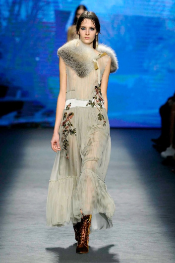 Fotoservizio/FW 2016-2017/WOMEN/ALBERTA FERRETTI/DP2/7