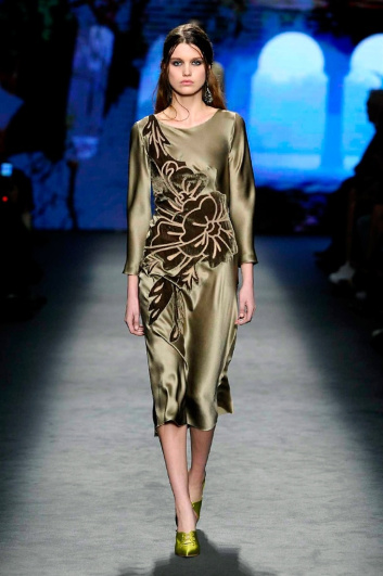 Fotoservizio/FW 2016-2017/WOMEN/ALBERTA FERRETTI/DP2/10