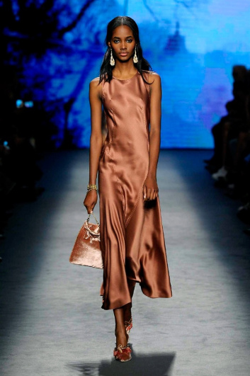 Fotoservizio/FW 2016-2017/WOMEN/ALBERTA FERRETTI/DP2/12