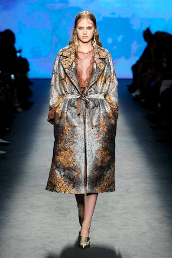 Fotoservizio/FW 2016-2017/WOMEN/ALBERTA FERRETTI/DP2/13