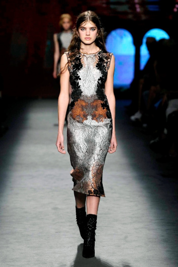Fotoservizio/FW 2016-2017/WOMEN/ALBERTA FERRETTI/DP2/15