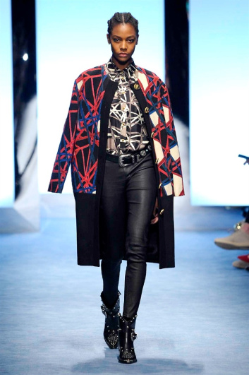 Fotoservizio/FW 2016-2017/WOMEN/FAUSTO PUGLISI/DP2/3