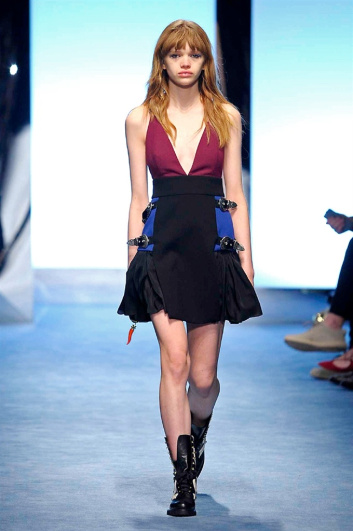 Fotoservizio/FW 2016-2017/WOMEN/FAUSTO PUGLISI/DP2/4