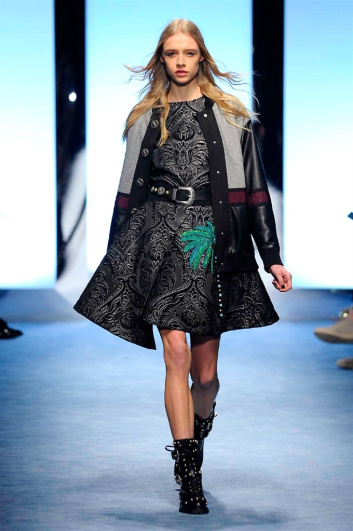 Fotoservizio/FW 2016-2017/WOMEN/FAUSTO PUGLISI/DP2/3
