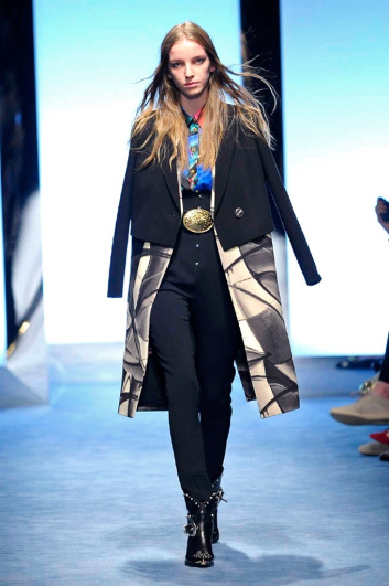 Fotoservizio/FW 2016-2017/WOMEN/FAUSTO PUGLISI/DP2/0