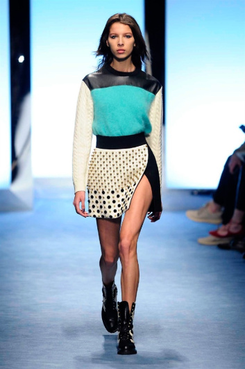 Fotoservizio/FW 2016-2017/WOMEN/FAUSTO PUGLISI/DP2/20