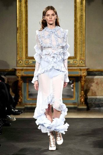 Fotoservizio/FW 2016-2017/WOMEN/FRANCESCO SCOGNAMIGLIO/DP2/1