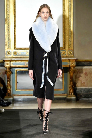 Fotoservizio/FW 2016-2017/WOMEN/FRANCESCO SCOGNAMIGLIO/DP2/3