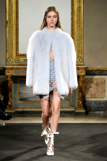 Fotoservizio/FW 2016-2017/WOMEN/FRANCESCO SCOGNAMIGLIO/DP2/4