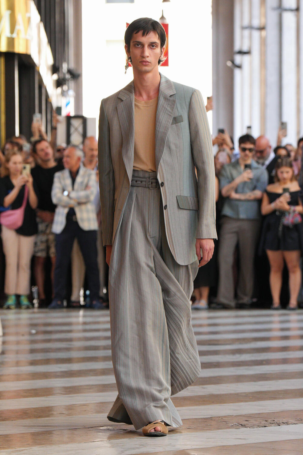VIVIENNE WESTWOOD MEN SS 2026 - Foto #2