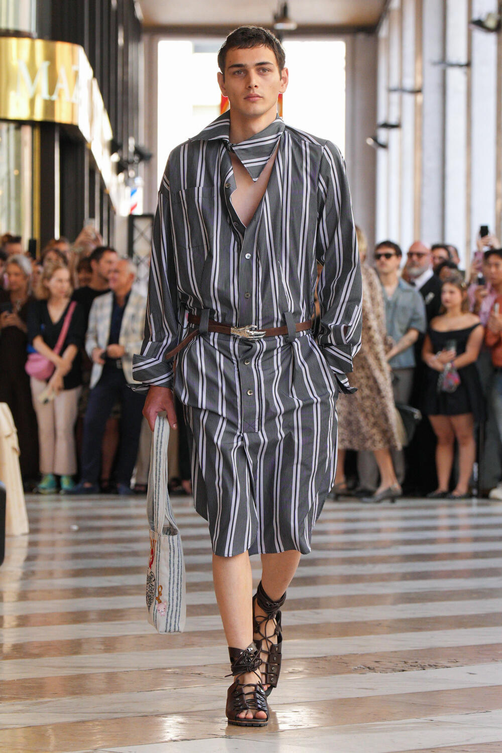VIVIENNE WESTWOOD MEN SS 2026 - Foto #14