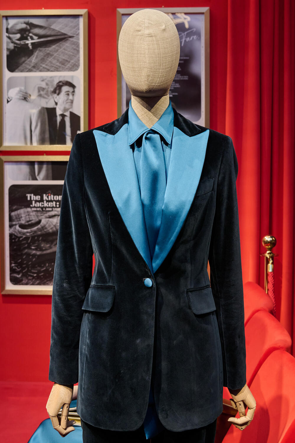 KITON WOMEN FW 26-27 - Foto #4