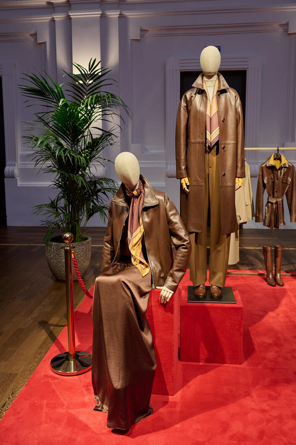 KITON WOMEN FW 26-27 - Foto #21