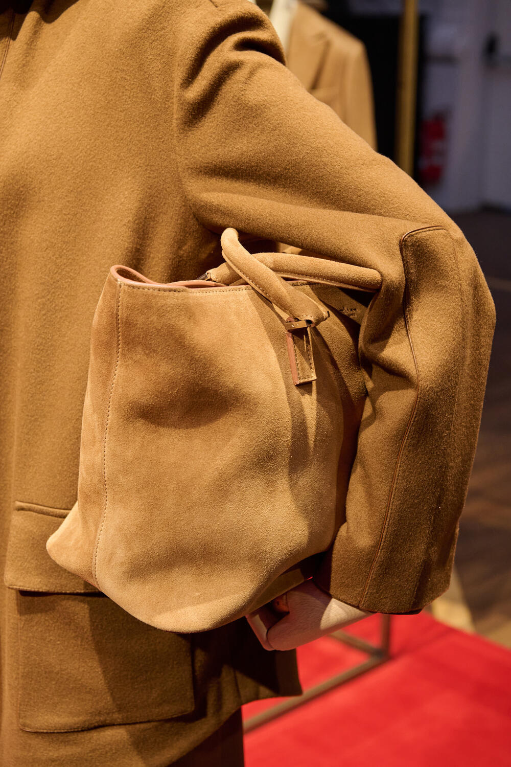 KITON WOMEN FW 26-27 - Foto #28