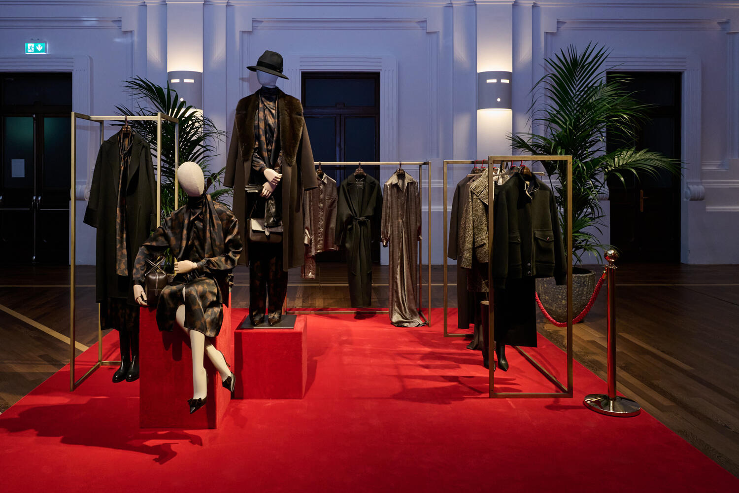 KITON WOMEN FW 26-27 - Foto #29