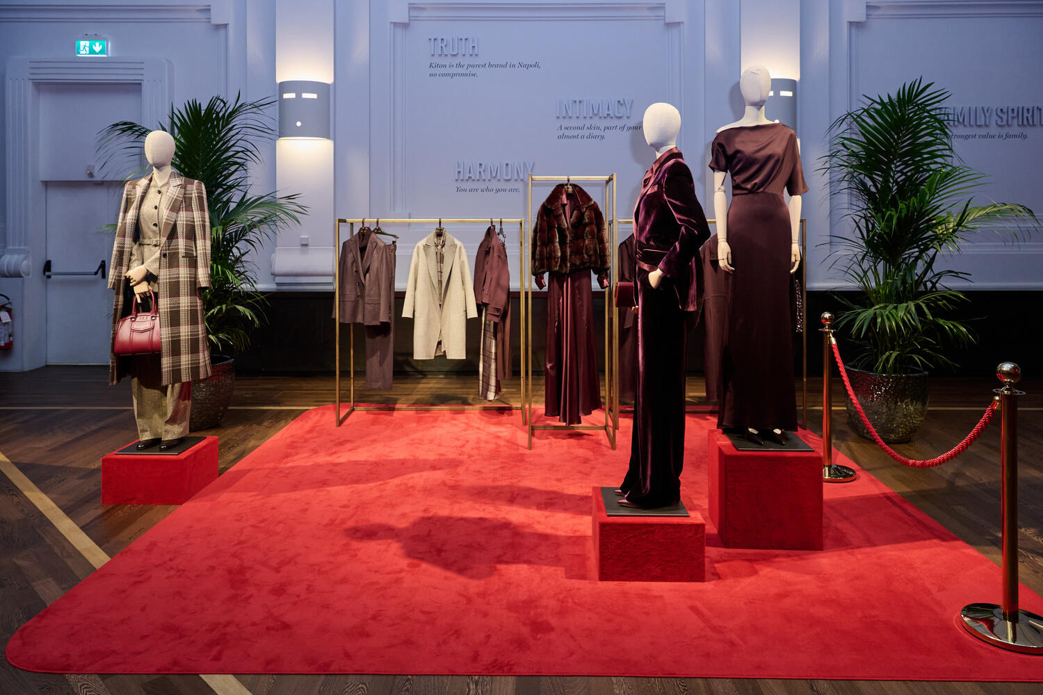 KITON WOMEN FW 26-27 - Foto #43