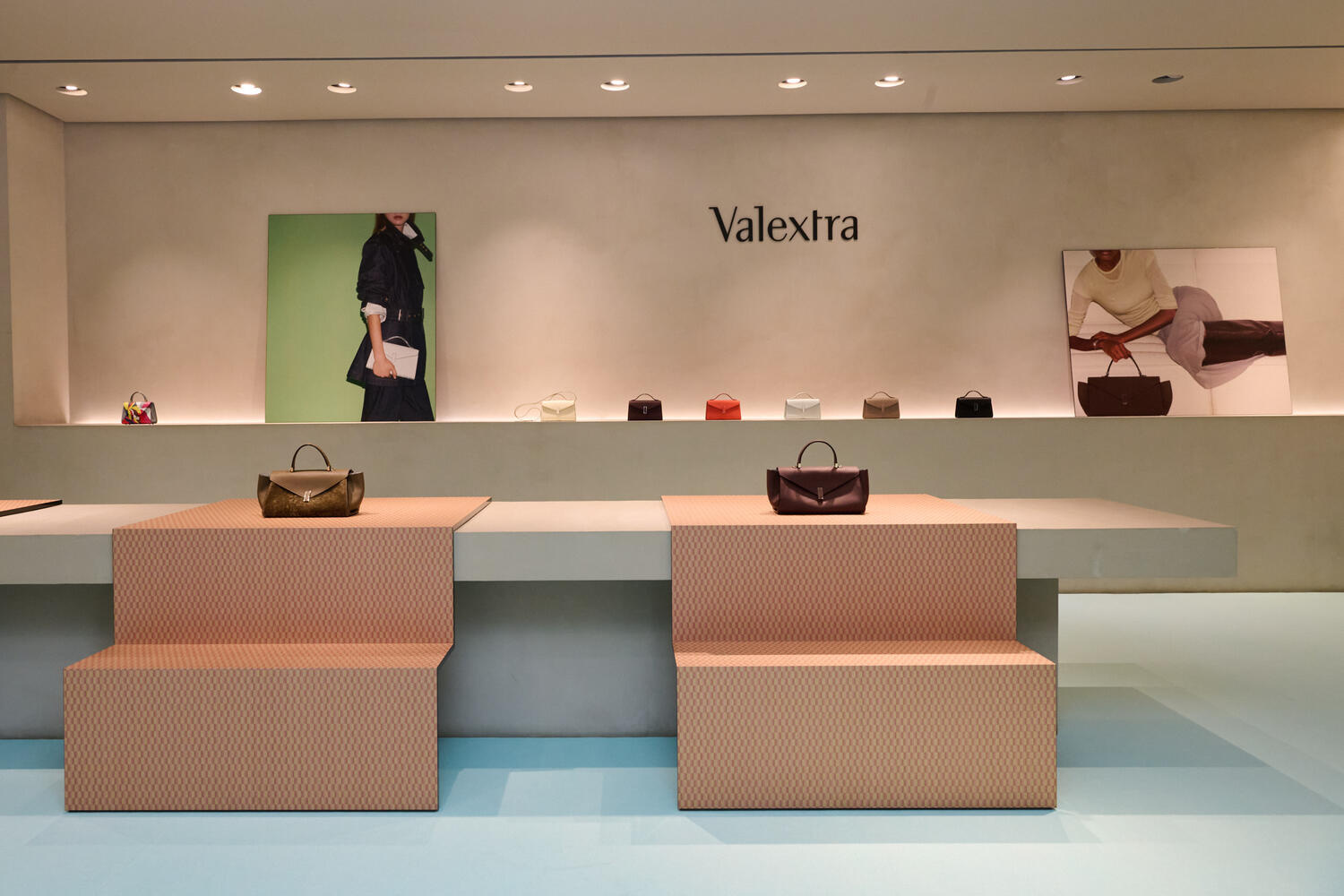 VALEXTRA WOMEN FW 26-27 - Foto #1