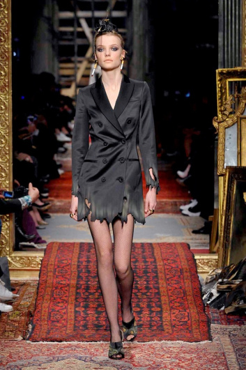 Fotoservizio/FW 2016-2017/WOMEN/MOSCHINO/DP2/39