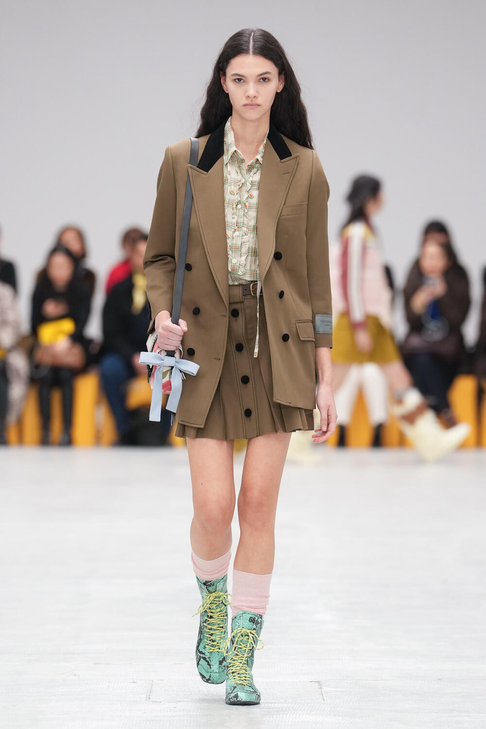 ONITSUKA TIGER WOMEN FW 26-27 - Foto #16